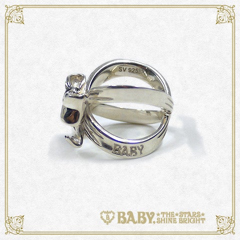 Wrapping Ribbon Ring (2016) by Baby, the Stars Shine Bright