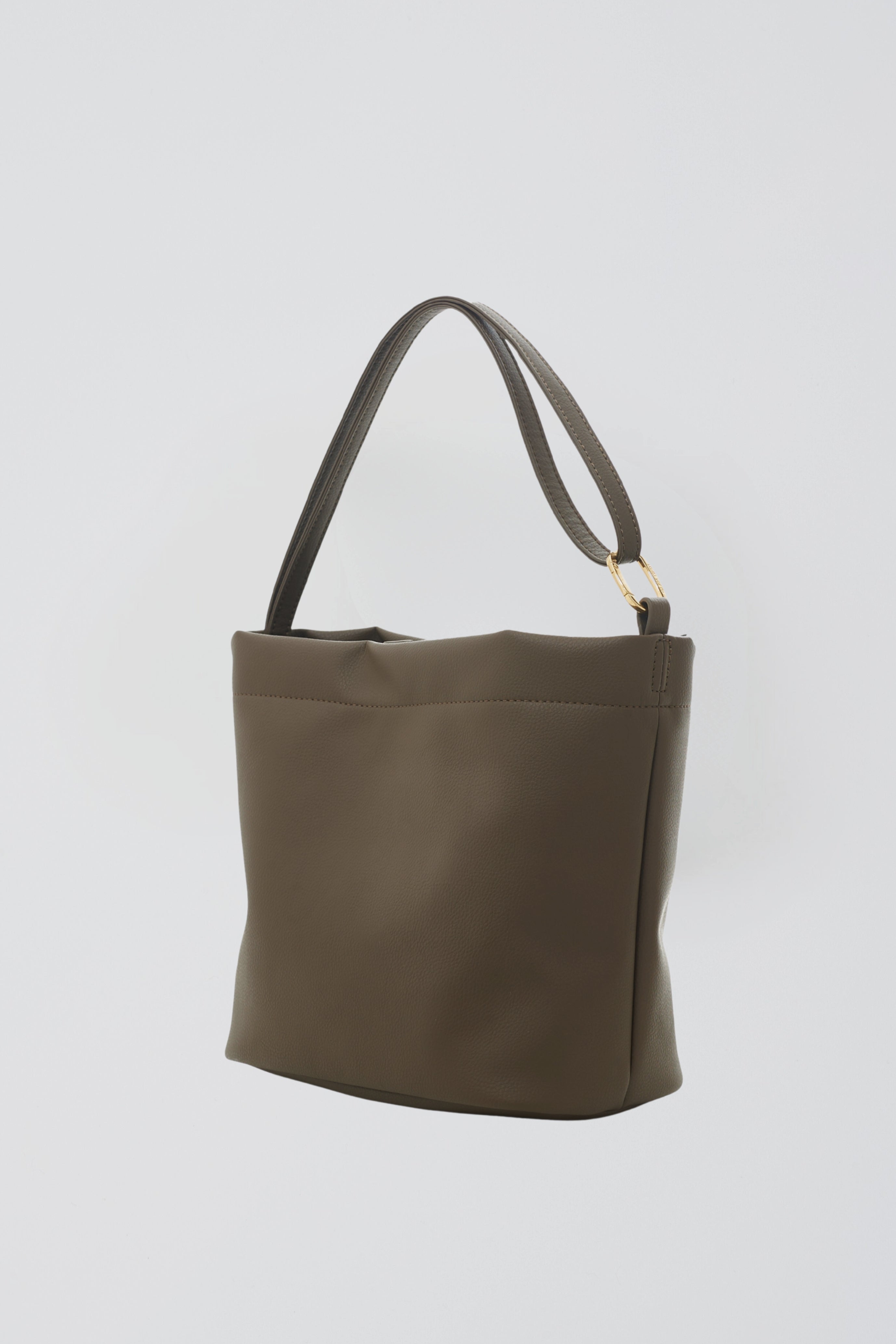 34_3e01f738-43d7-4a3c-b038-