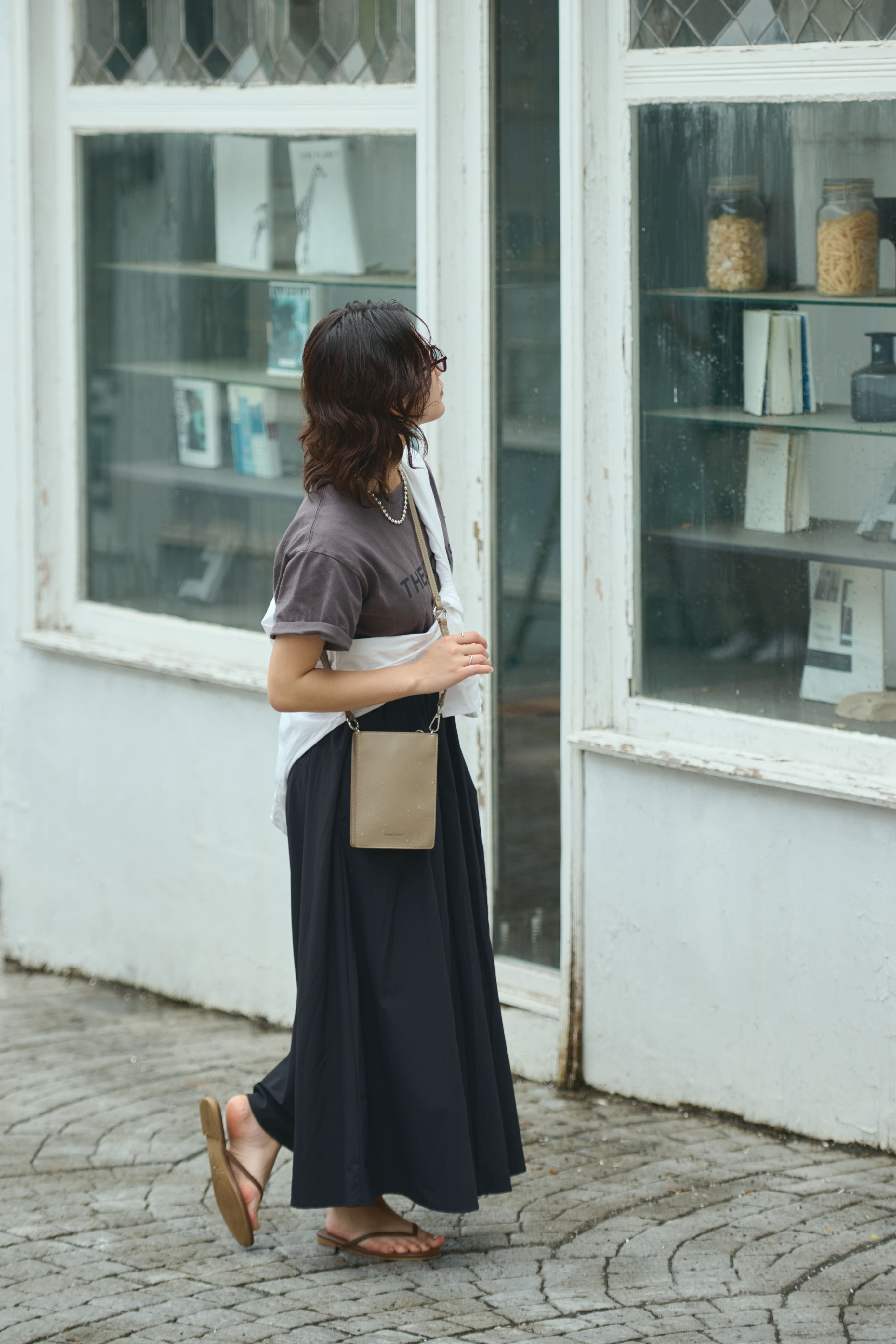 アップルレザー製サコッシュ「Apple Naked Sacoche」 | LOVST TOKYO