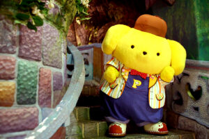 ピューロランド「館のレストラン」レプリカ絵画 第2弾発売 マスクも再