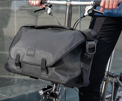 Messenger Waterproof Bag 20L Black | ブランドで選ぶ,BROMPTON