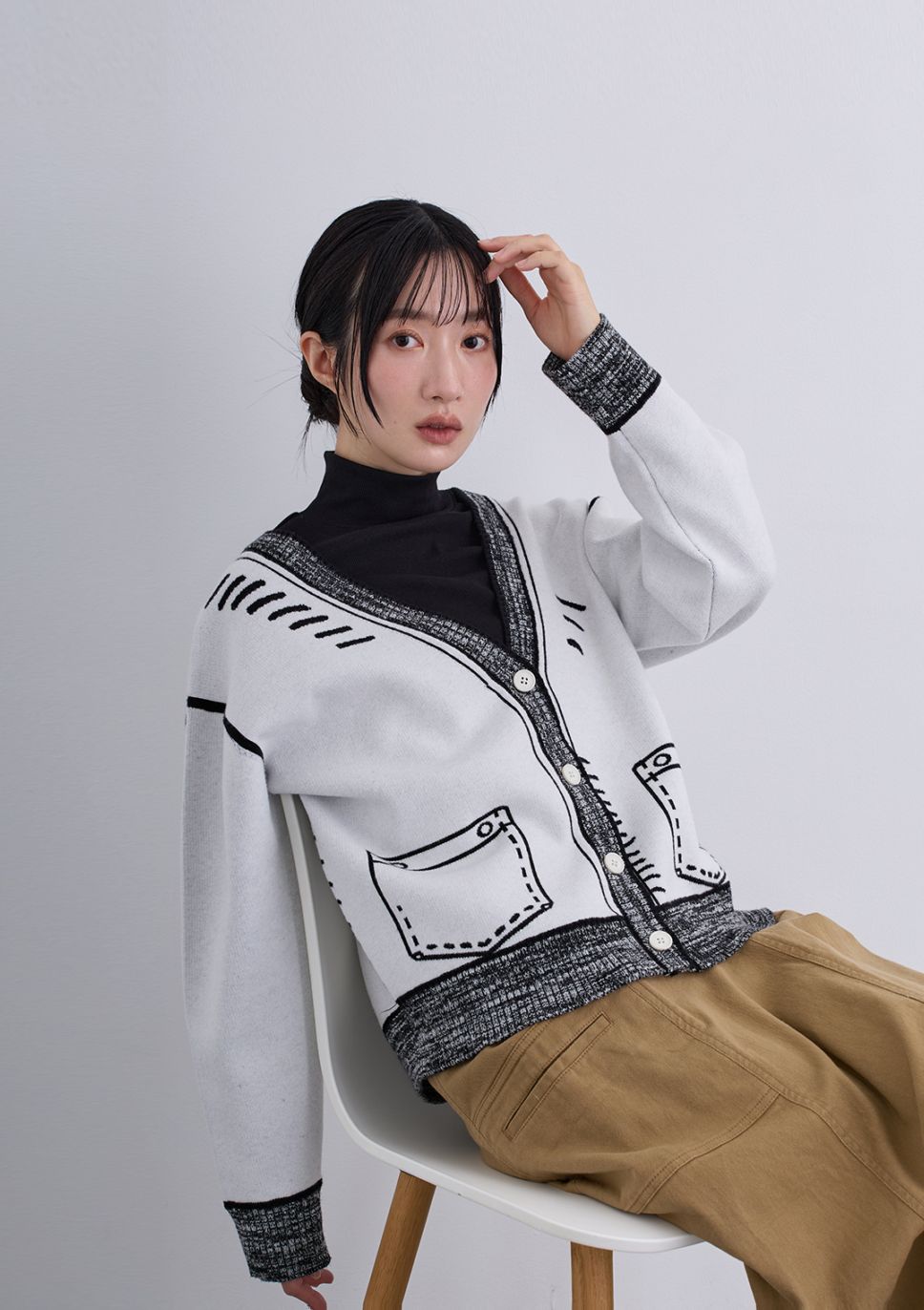 BRAND,LUIS MARI | Cour Carre an ONLINE STORE