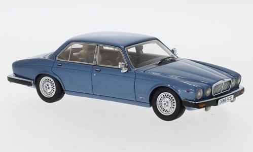 1/43 ジャガー シリーズ3 メタリック ブルー Jaguar XJ Serie III 4.2