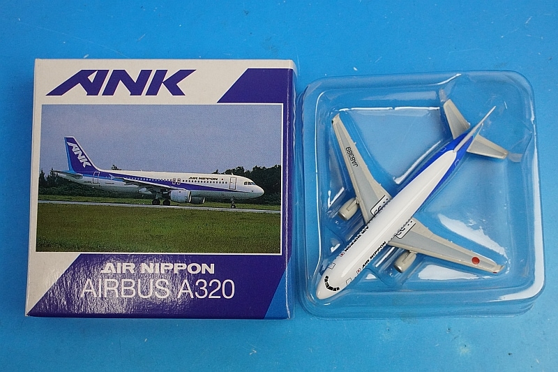 1/500 A320-200 ANK エアーニッポン JA8389 ガリバー/中古｜｜飛行機