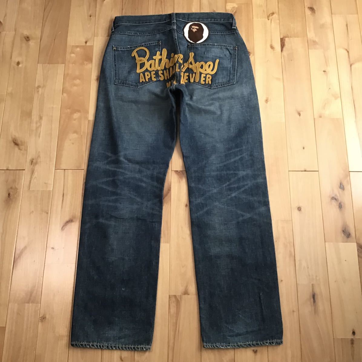 BAPE champion 刺繍 デニム パンツ Mサイズ a bathing ape BAPE head