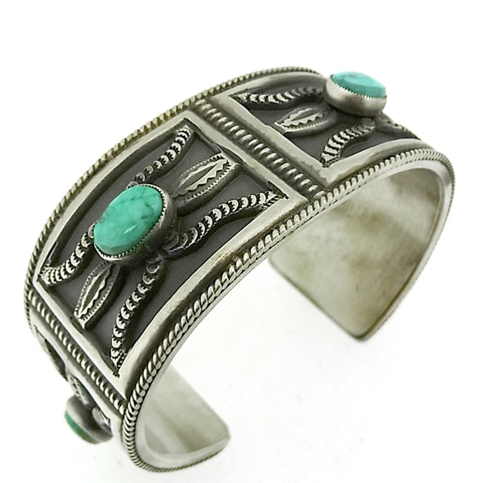 136mm カルビンマルチネス レッドマウンテン バングル｜マライカ公式通販