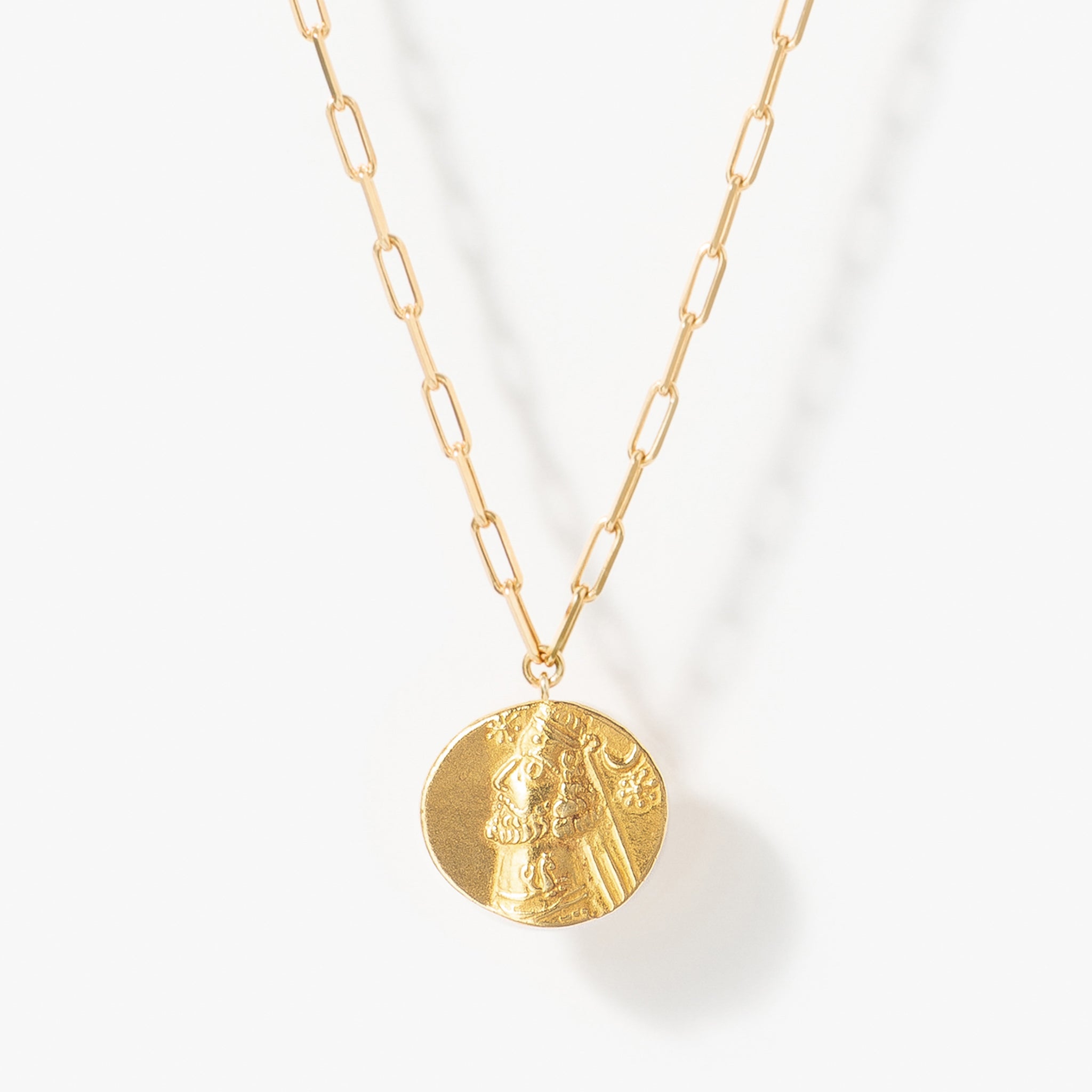 Darius_60.jpg?v=1726035269&