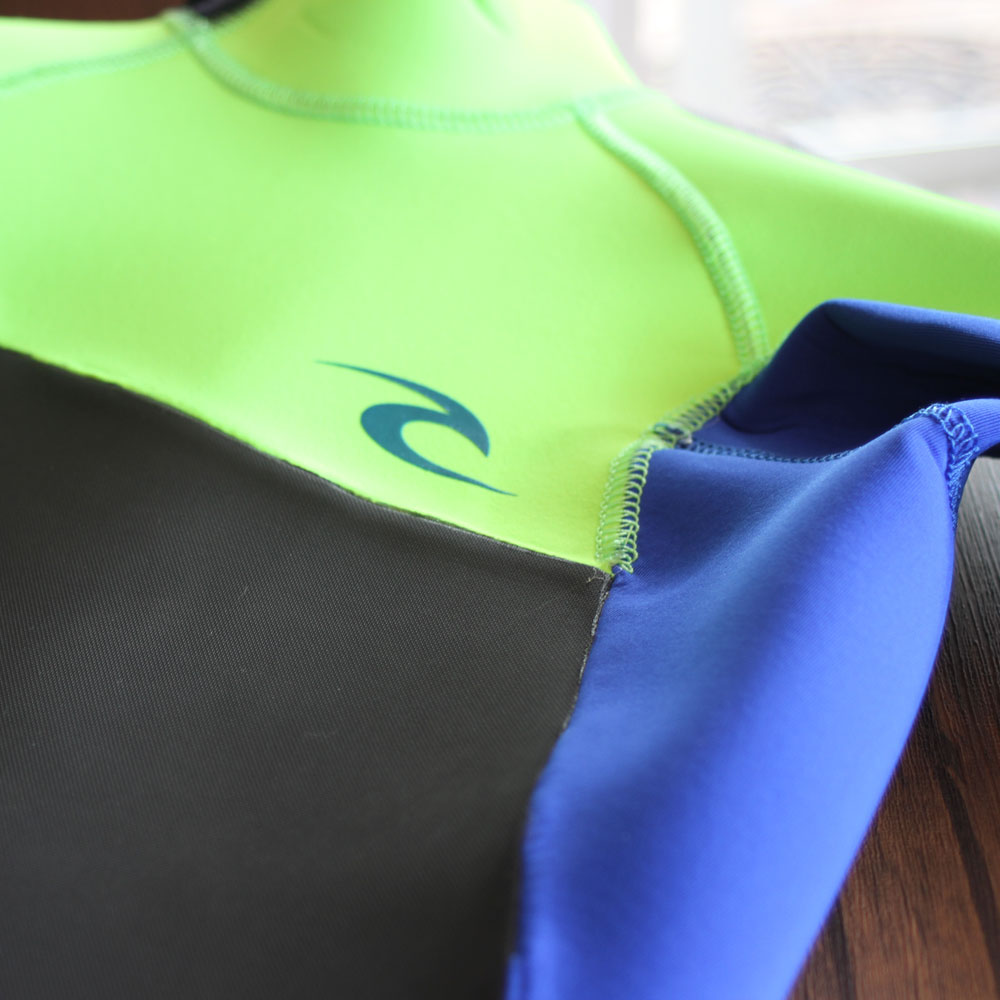 お子様用 ウェットスーツ リップカールグロムスオメガ4/3ウェット