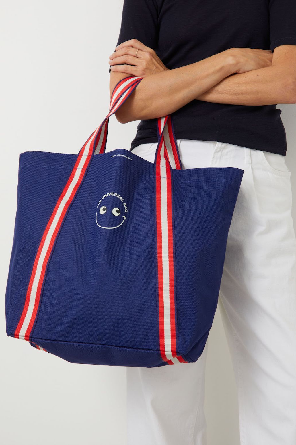 アニヤ・ハインドマーチが明治屋ストアーとコラボ！ 環境に優しい