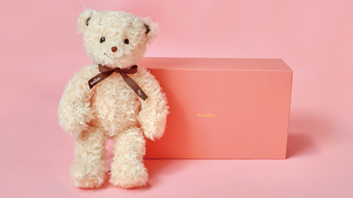 ファミリア」からクリスマス限定アイテム 千鳥格子のバッグや限定色