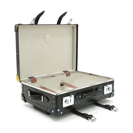 ポール・スミス x グローブ・トロッター！ 旅を盛り上げるトラベル