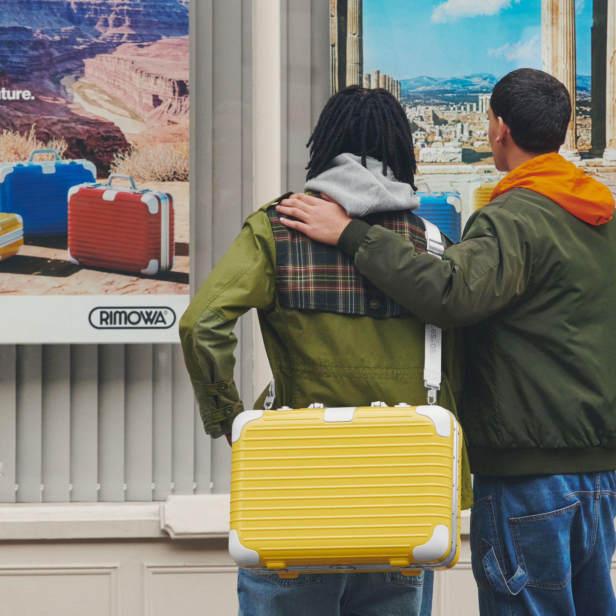 リモワ、アーカイブに着想得た「HOLIDAY ハンドキャリーケース」を発売