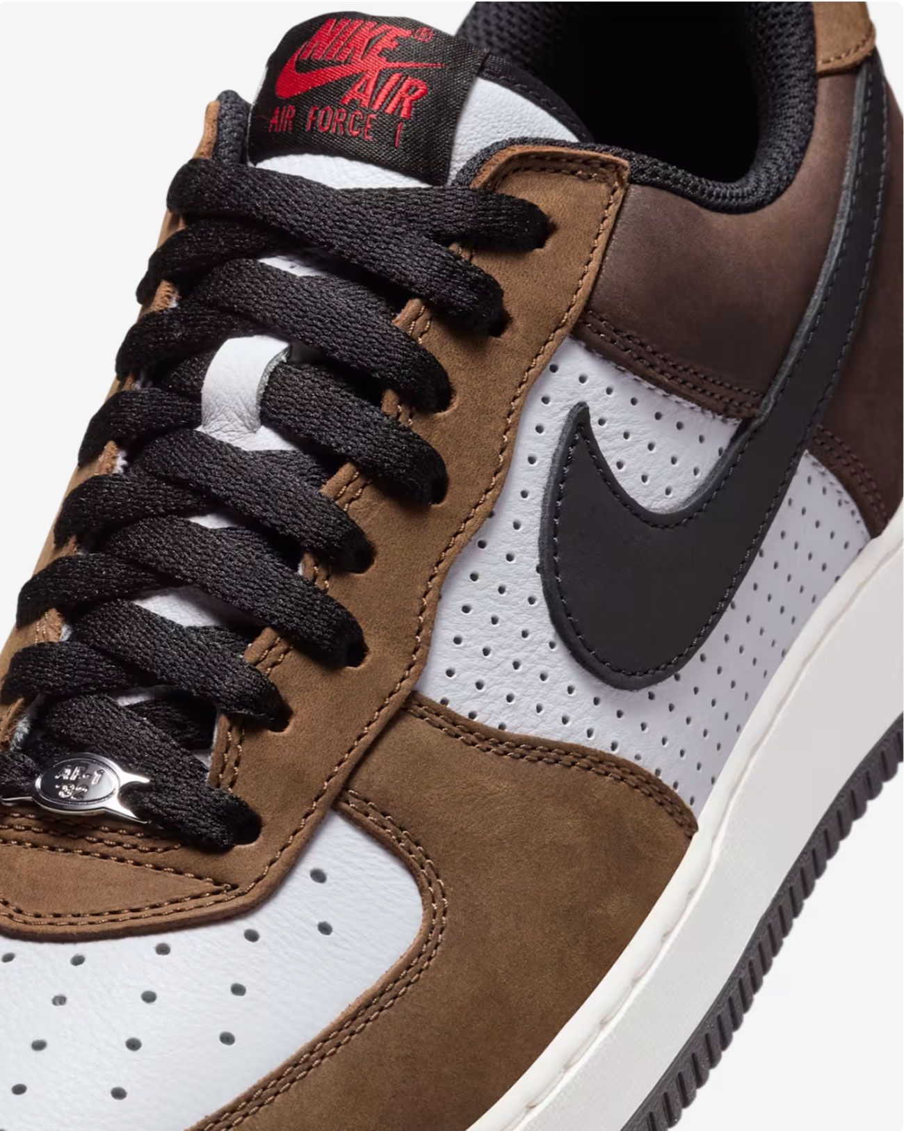 ナイキ「エア フォース 1 “Escape”」が2002年の登場以来、初の復刻