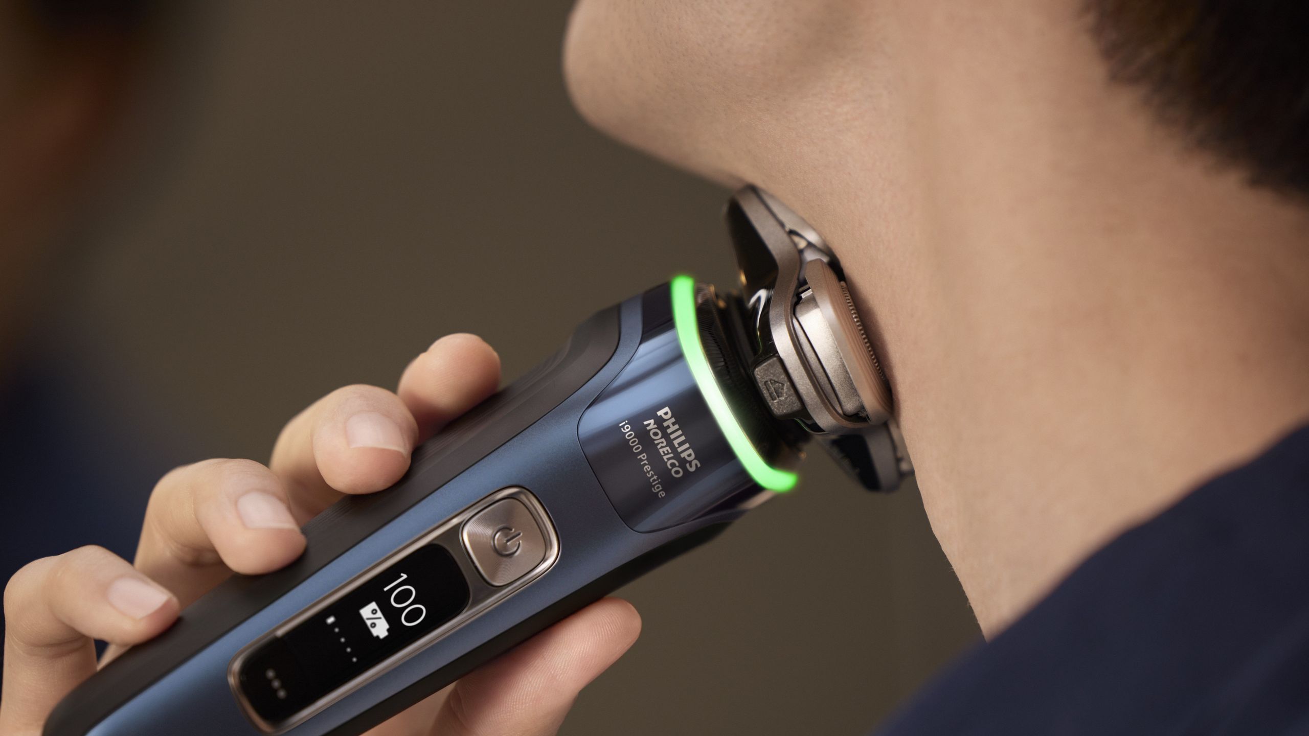 フィリップスから新たな電動シェーバー、i9000プレステージウルトラが