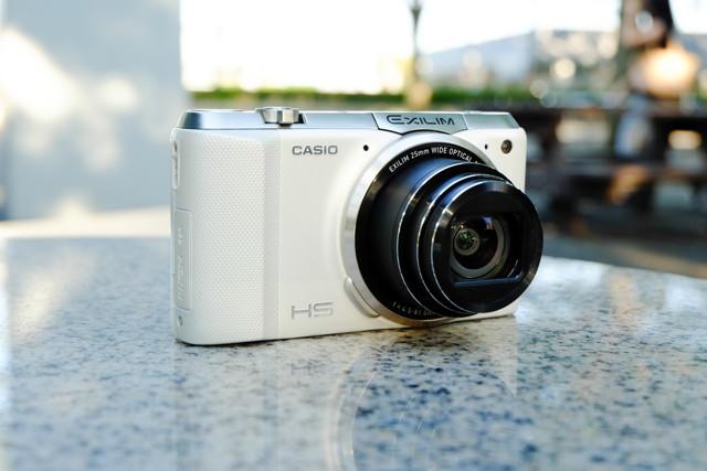 カシオのコンデジ｢EXILIM ZR800｣レビュー前編〜カメラまかせでいい写真