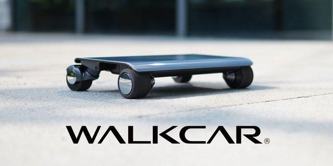 Walkerというパソコン型の乗り物です。特殊なセンシング技術の乗り物です。