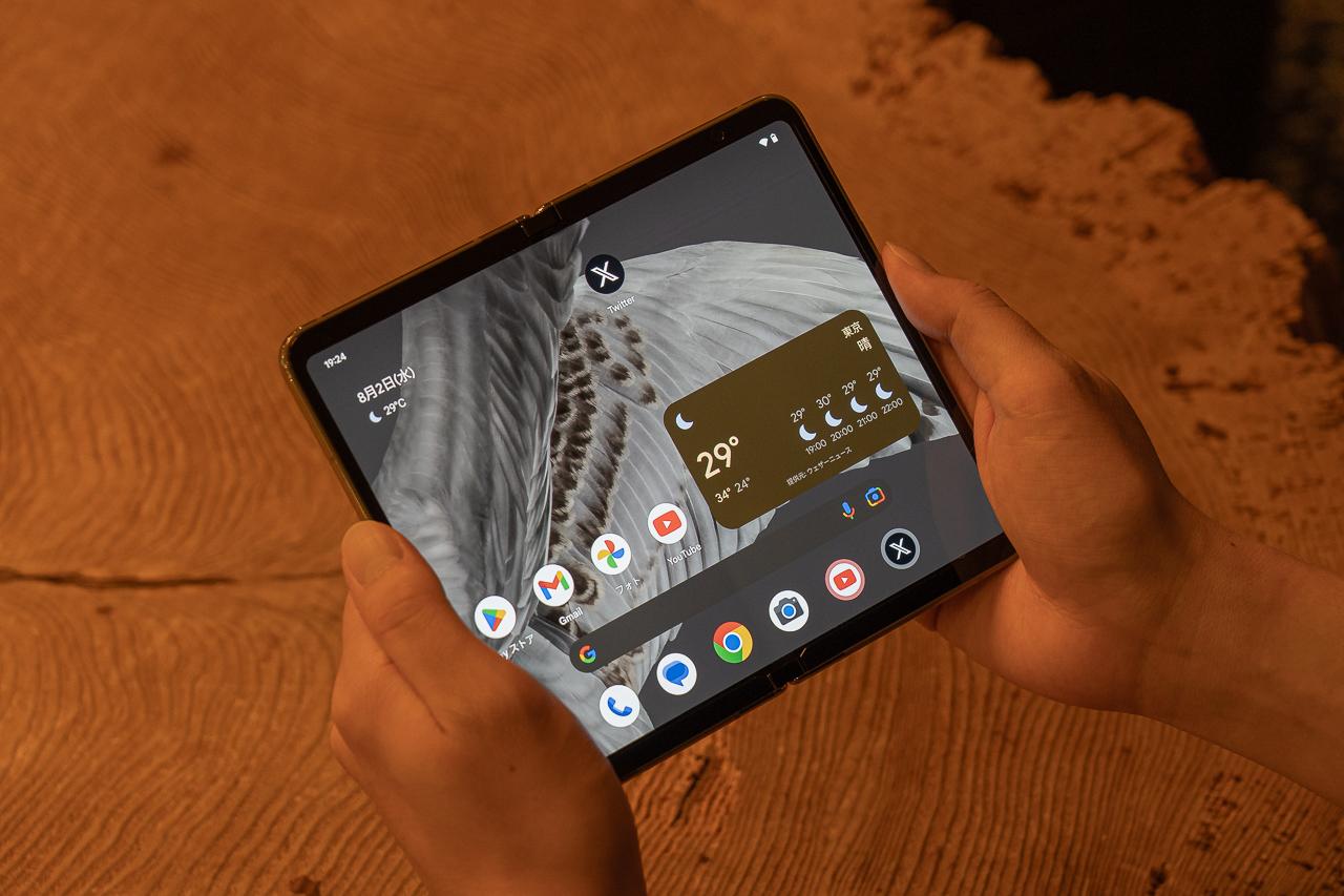 Google初の折りたたみスマホ｢Pixel Fold｣ってぶっちゃけ… | ギズモード
