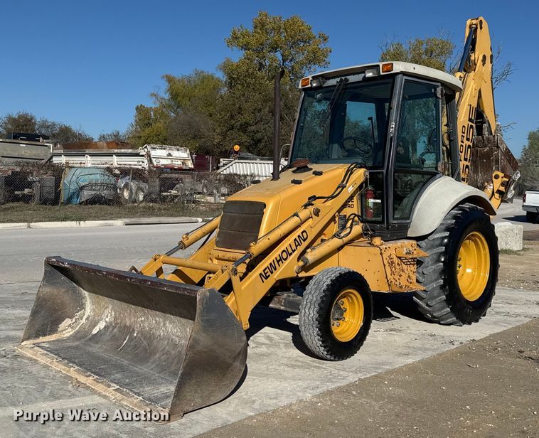 New Holland 555E Tractor Loader Backhoe For Sale | Purple Wave Auction