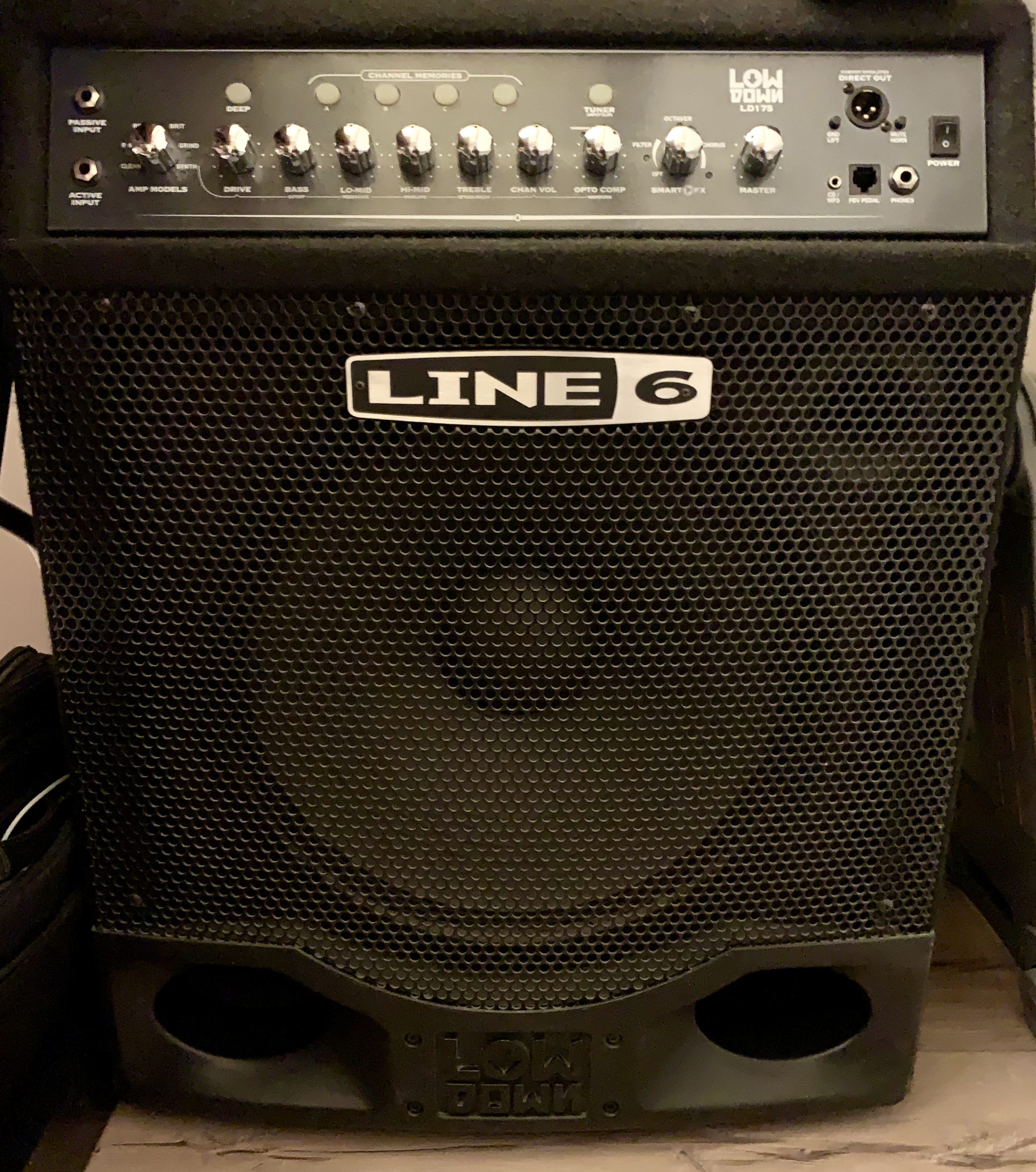 LowDown LD175 - Line 6 LowDown LD175 - Audiofanzine