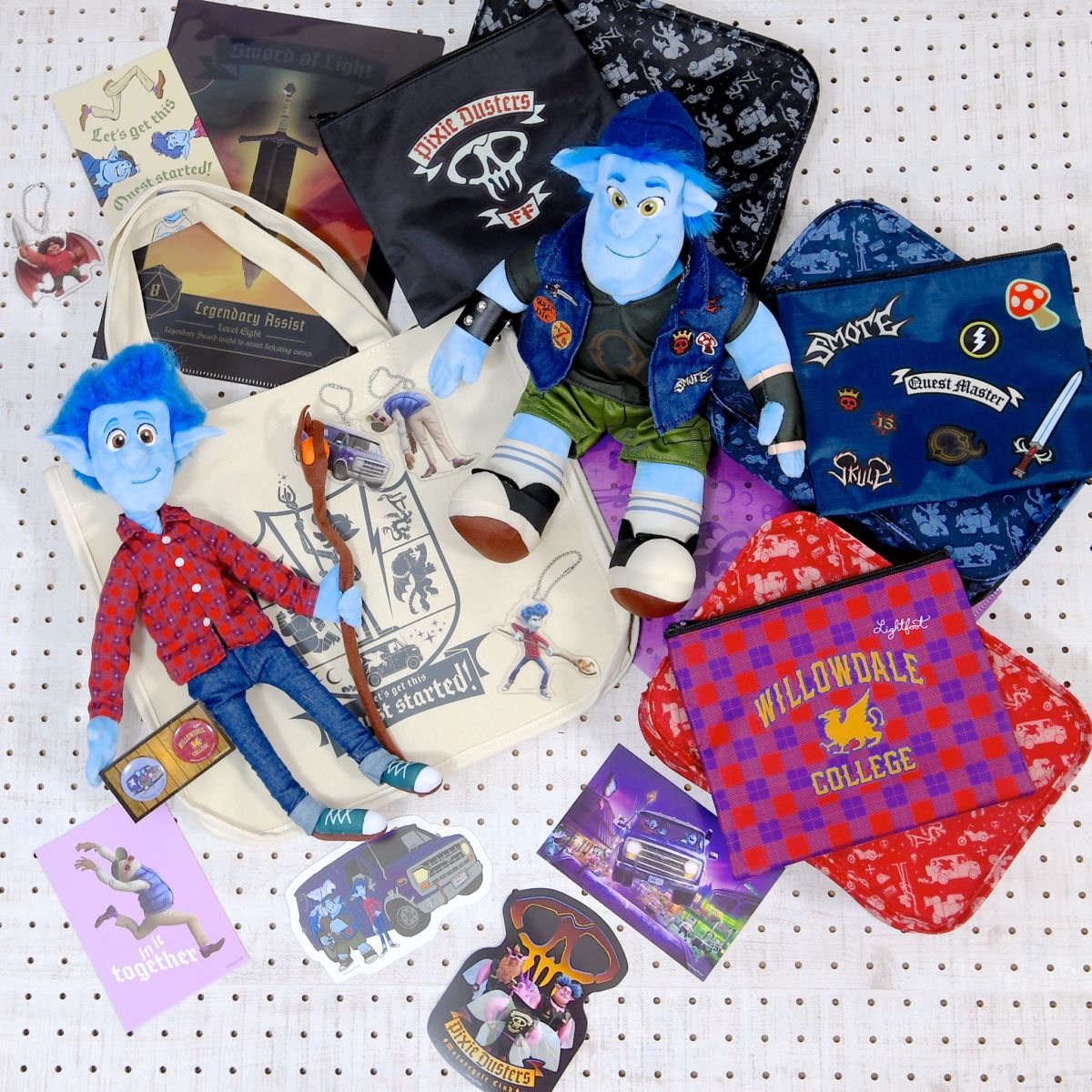 イアン」と「バーリー」のぬいぐるみも！Happyくじ ディズニー