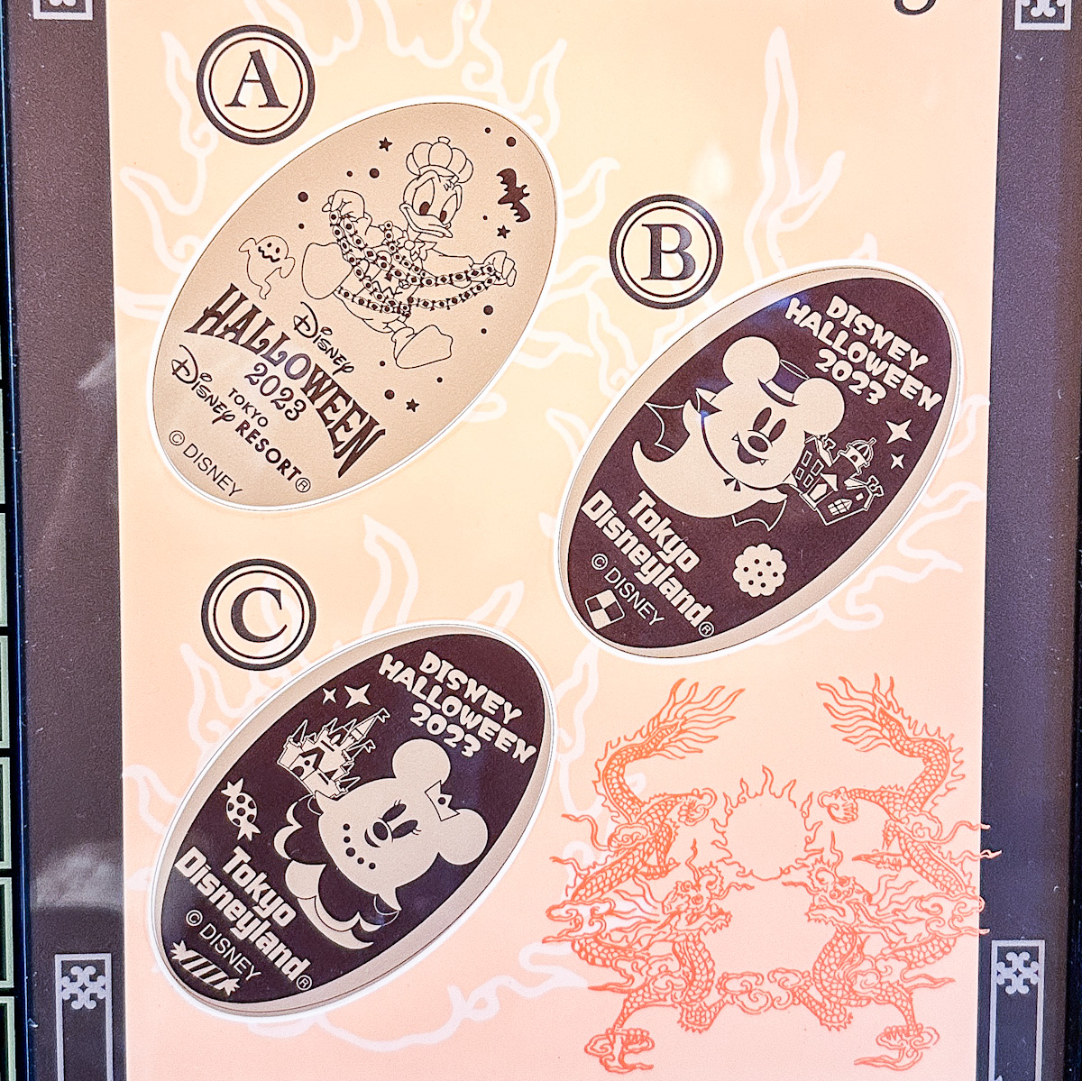 天使と悪魔になりきったチップ＆デールデザインも！東京ディズニー