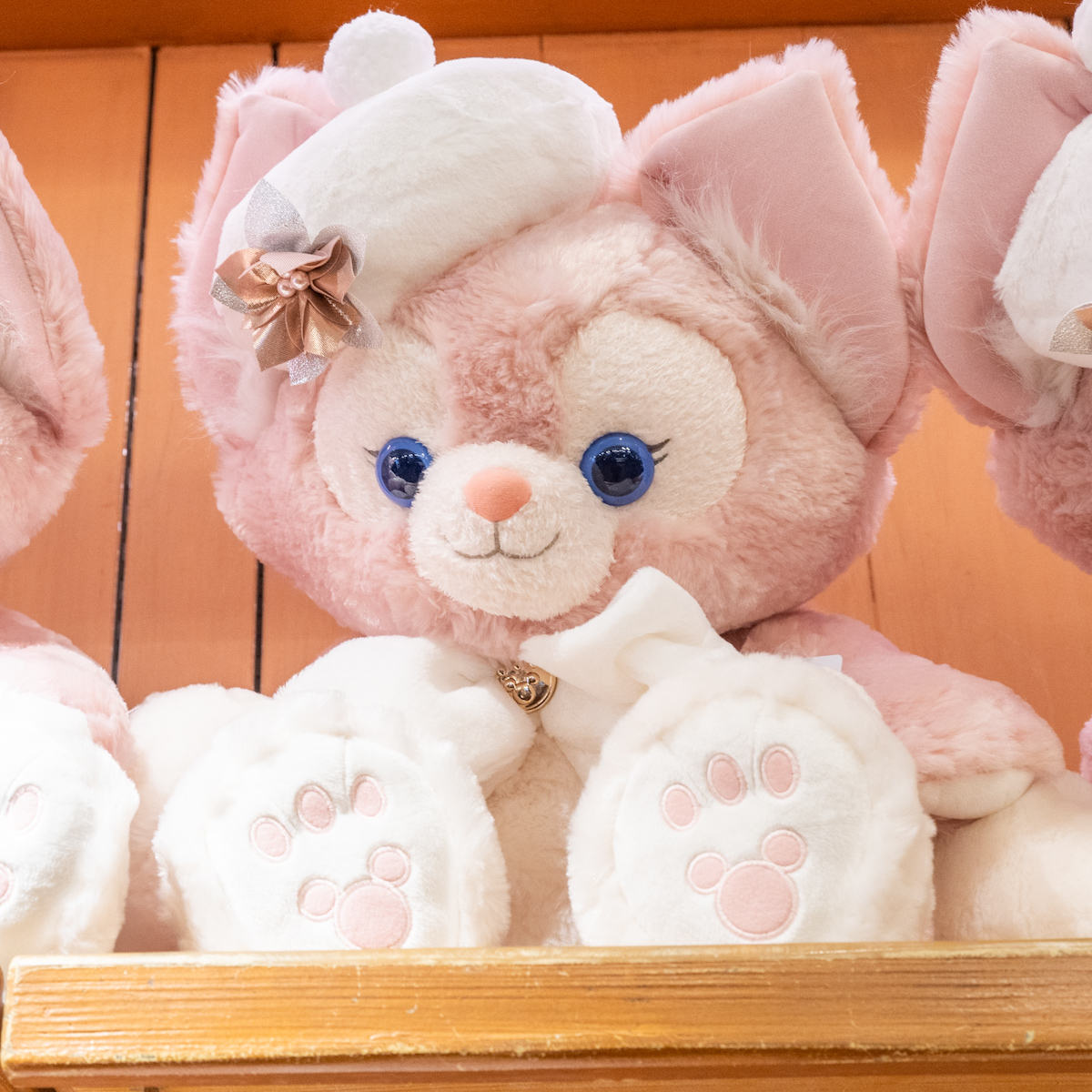 リーナ・ベルのぬいぐるみとステラ・ルーのクリスマスツリー！東京