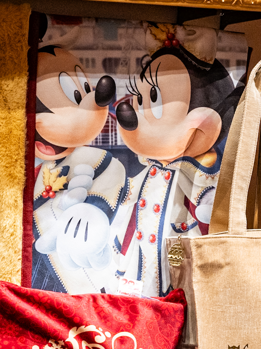 20年の人気エンターテイメントデザイン！「ファンダフル・ディズニー