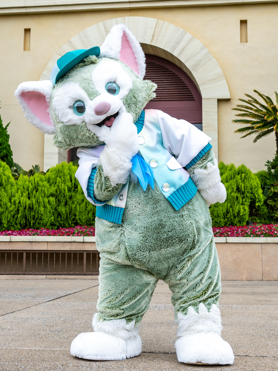 TDS ダッフィー＆フレンズ 20周年 ジェラトーニ コスチューム 虹色を