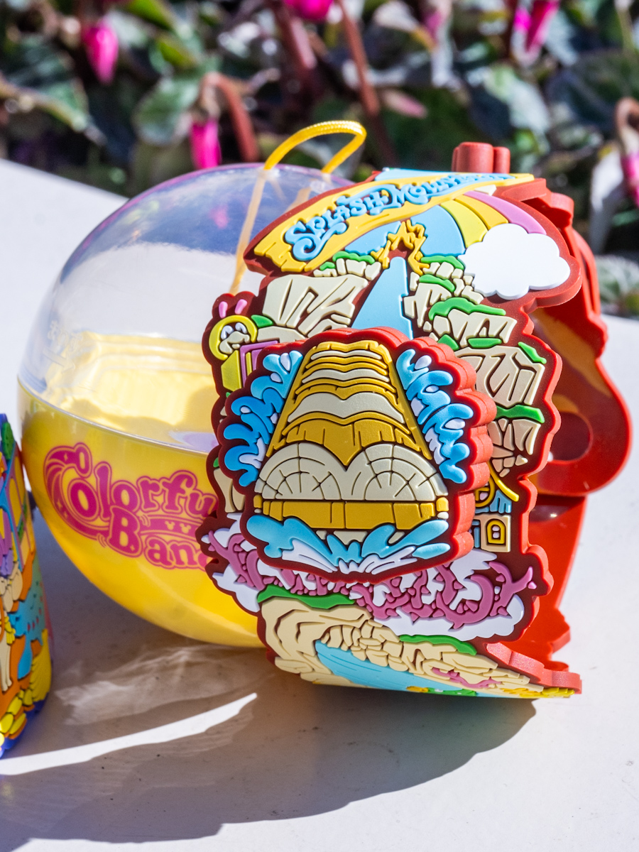 シンドバッド・ストーリーブック・ヴォヤッジ」などアトラクションを