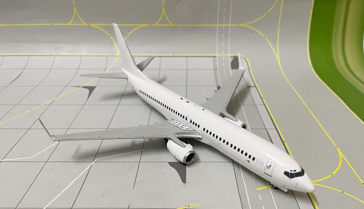 Amazon | JC Wings 1/200 完成品 for Boeing 737-800 Blank ダイ