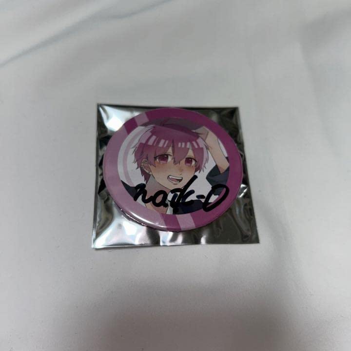 Amazon.co.jp: いれいす ないこ サイン 缶バッジ : おもちゃ