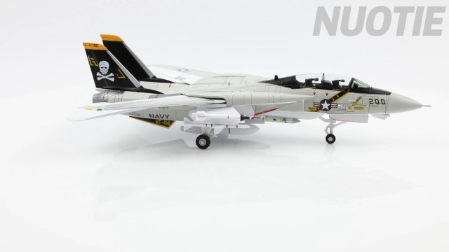 航空機・ヘリコプター DELUXE BIG-1 GUM F-14A TOMCAT Amazon.com