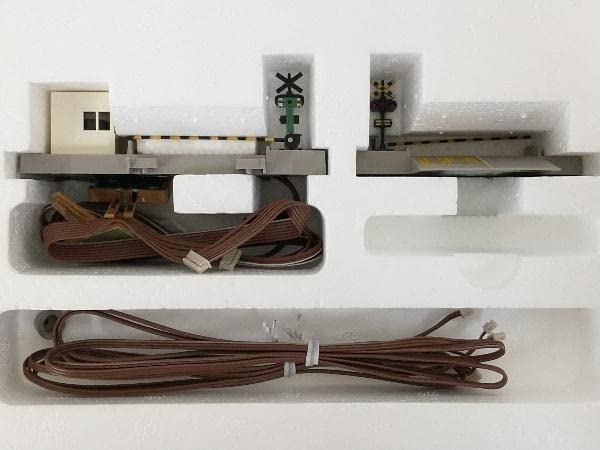 Amazon.co.jp: TOMIX トミックス 5555 TCS自動踏切セット : おもちゃ