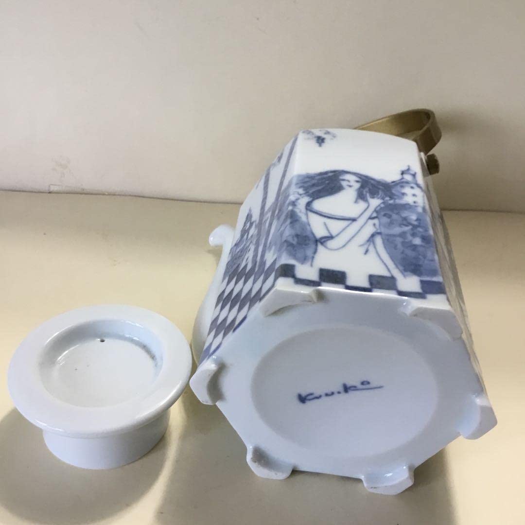 Amazon.co.jp: 松任谷國子作(白磁ポット) : ホーム＆キッチン