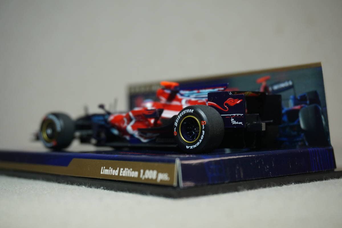 Amazon | 1/43 佐藤琢磨 へレステスト MINICHAMPS Scuderia Toro Rosso