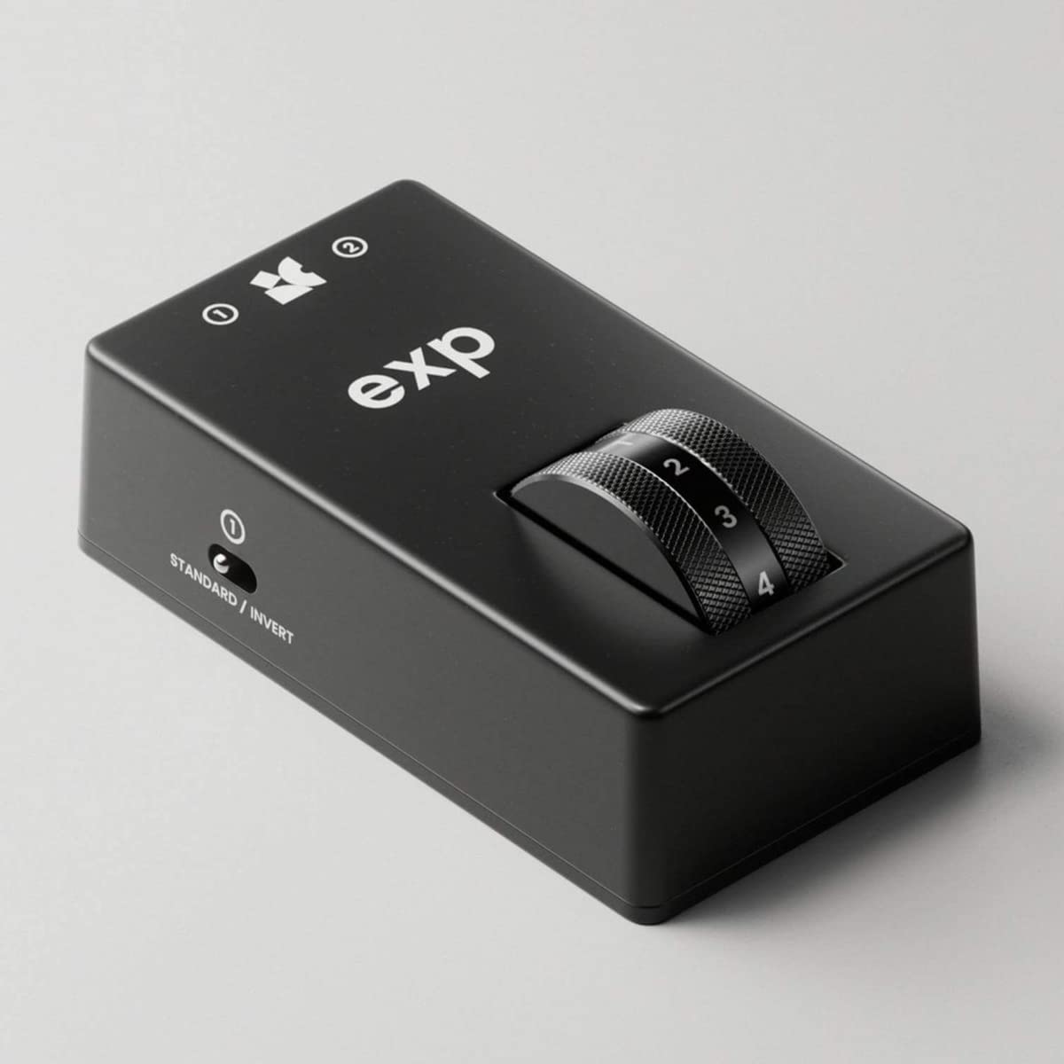 Amazon | Chase Bliss/EXP Expression Roller エクスプレッション