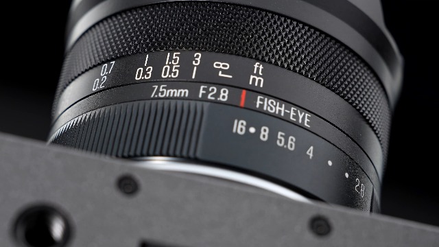 Amazon.com : Meike 7.5mm f2.8 Ultra Wide Angle Manual Focus