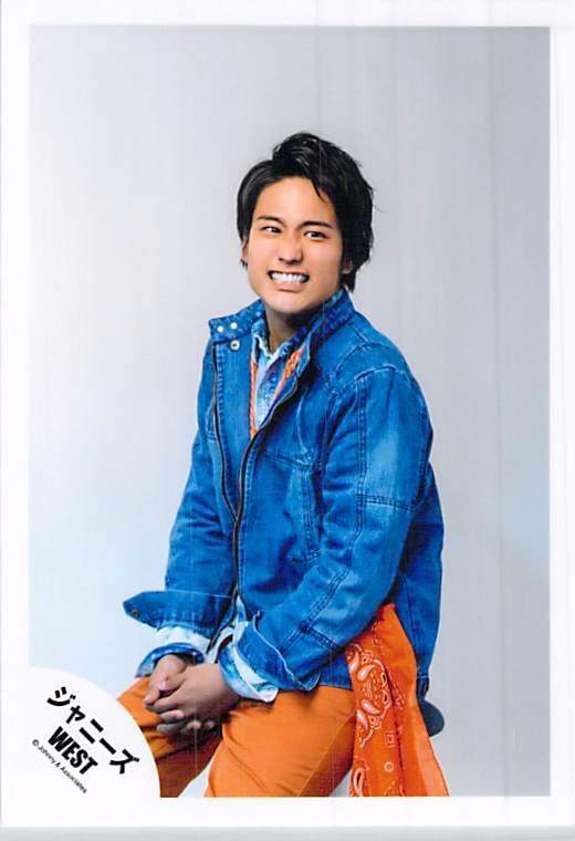 Amazon.co.jp: ジャニーズWEST 桐山照史 公式写真 写真 フォト