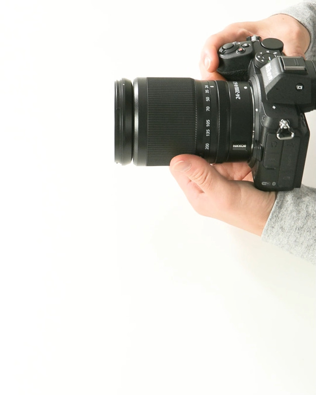 Amazon | Nikon ミラーレス一眼カメラ Z5 レンズキット NIKKOR Z 24