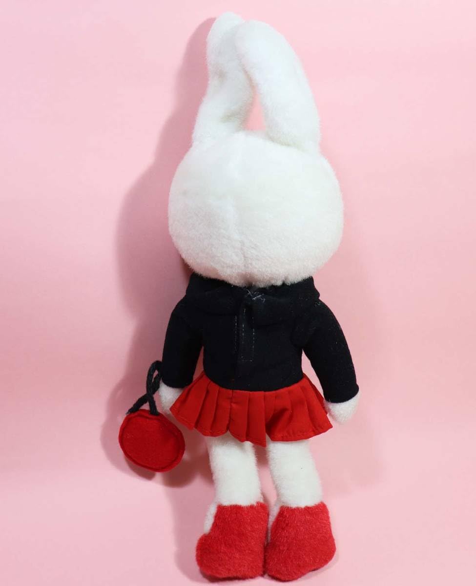 Amazon.co.jp: 吉川ひなのデザイン＜さりあちゃん＞ぬいぐるみ人形 黒x