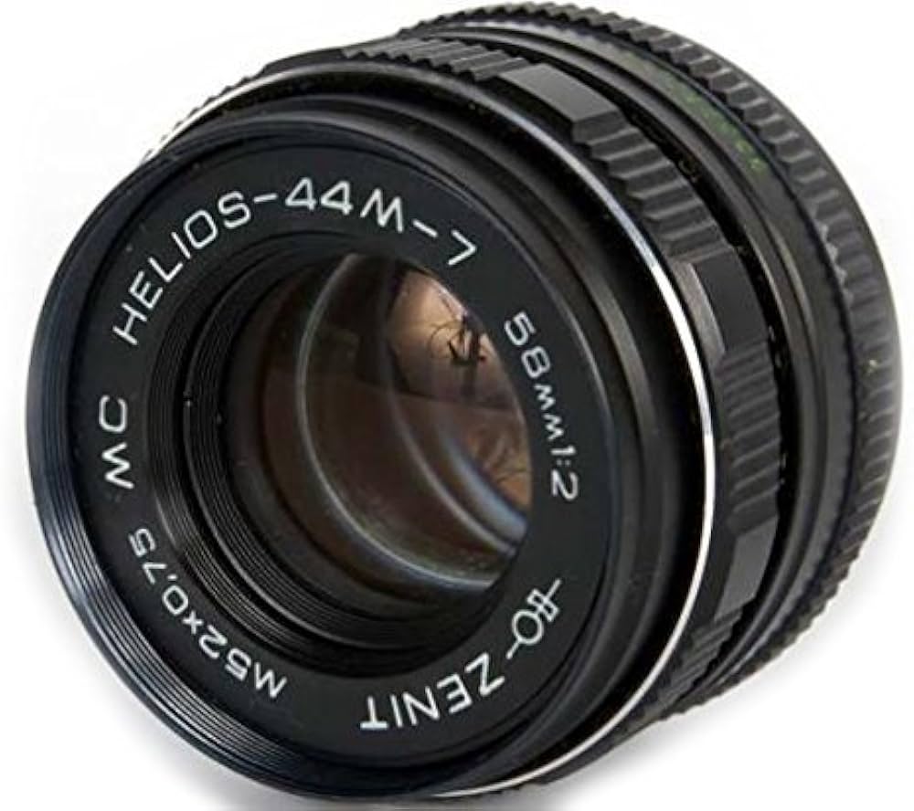 Amazon | ヘリオス44M-7キヤノンEOS用58mm F2ロシア語レンズ