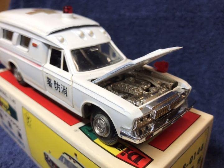 Amazon | ヨネザワ ダイヤペット トヨタ クラウン 救急車 ミニカー