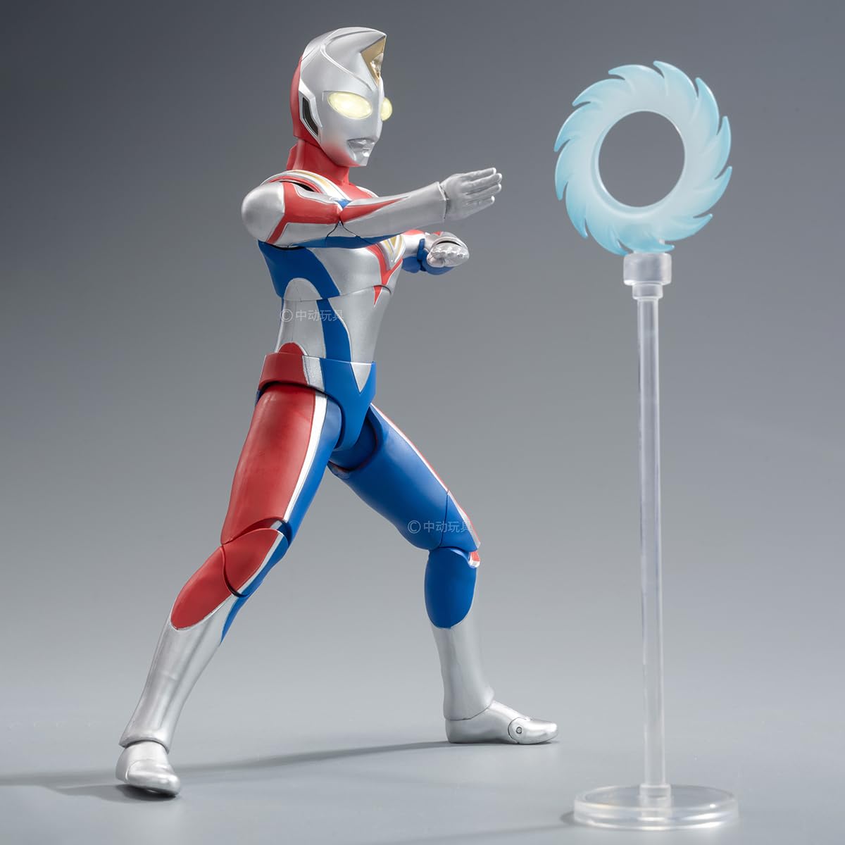 Amazon | HiPlay 中動玩具 ZDTOYS 1/10 ウルトラマンダイナ UL-A02