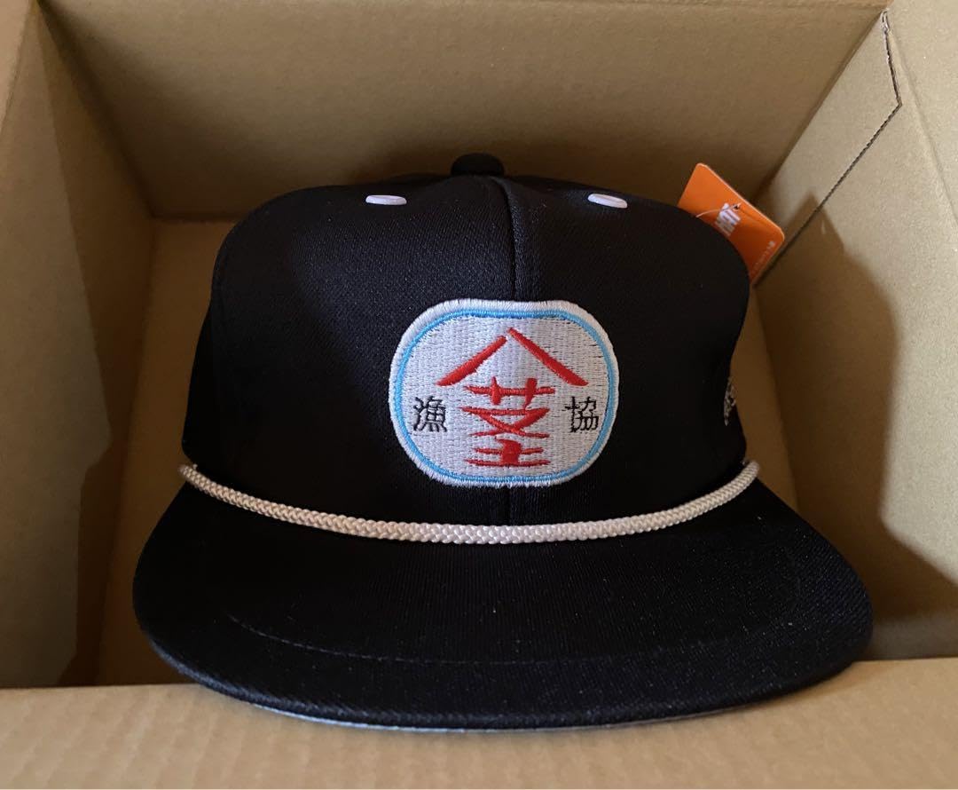 Amazon.co.jp: 紫歯茎漁協組合キャップ ぶてぃっく紫歯茎 くっきー