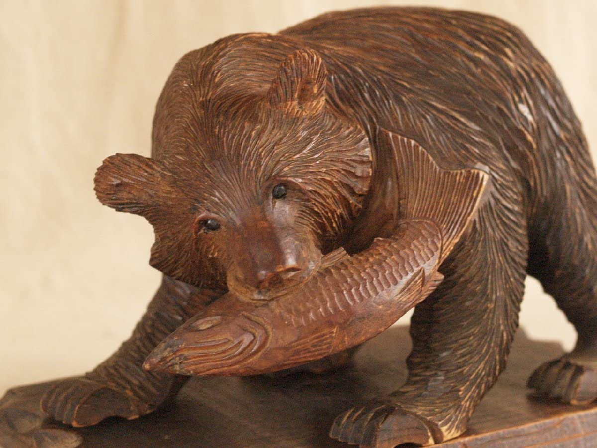 Amazon.co.jp: 昭和レトロ八雲白老記念木彫り熊26m北海道彫刻家アイヌ