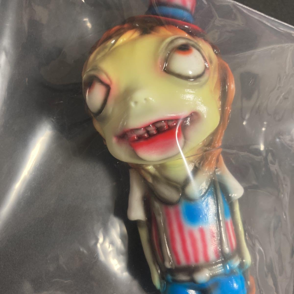 Amazon.co.jp: ソフビ かっこわらい SID シド : おもちゃ