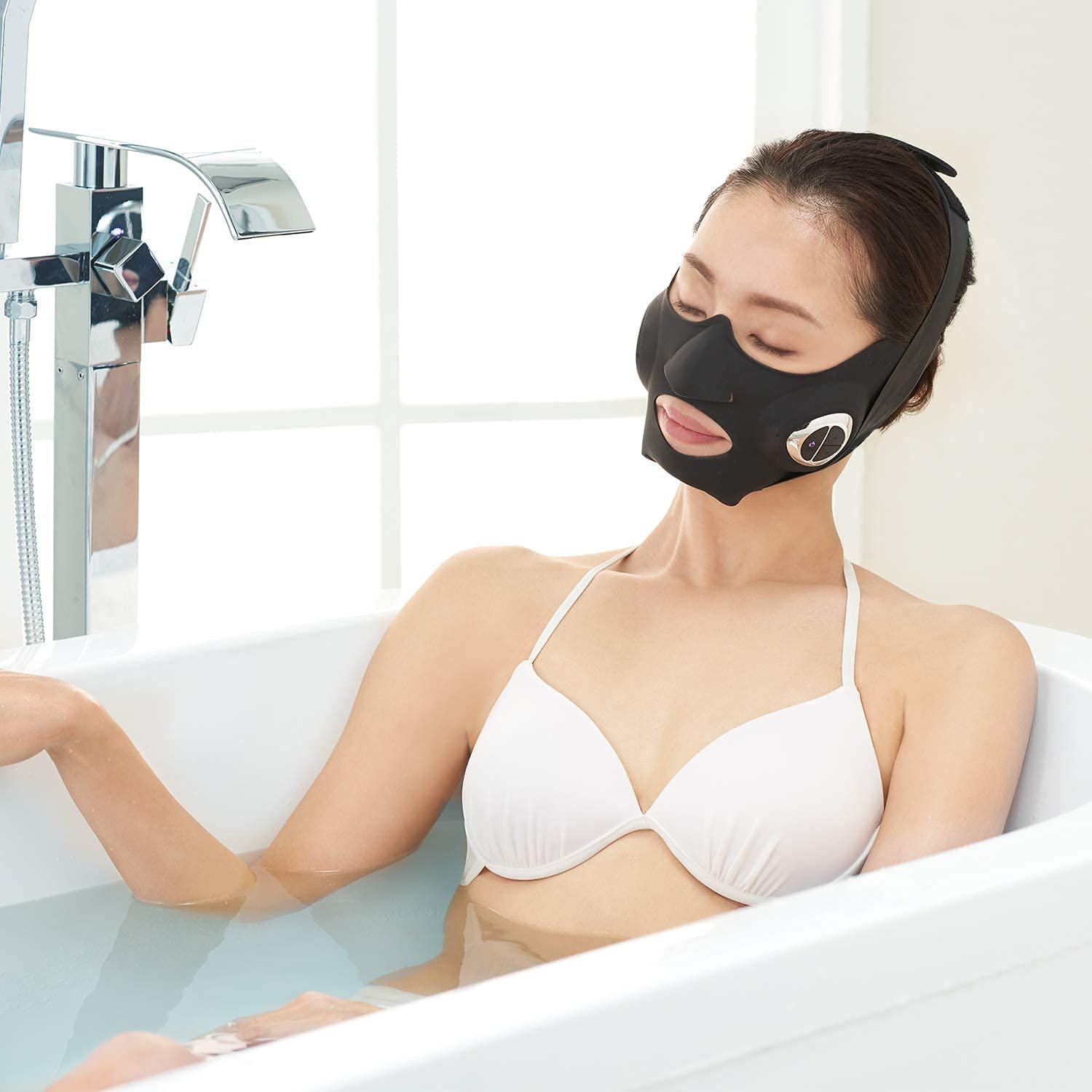 Amazon.co.jp: ヤーマン EMS美顔器 メディリフト アクア シルバー