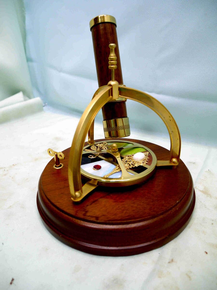 Amazon | オルゴール付き 万華鏡 カレイドスコープ 元箱入り とても