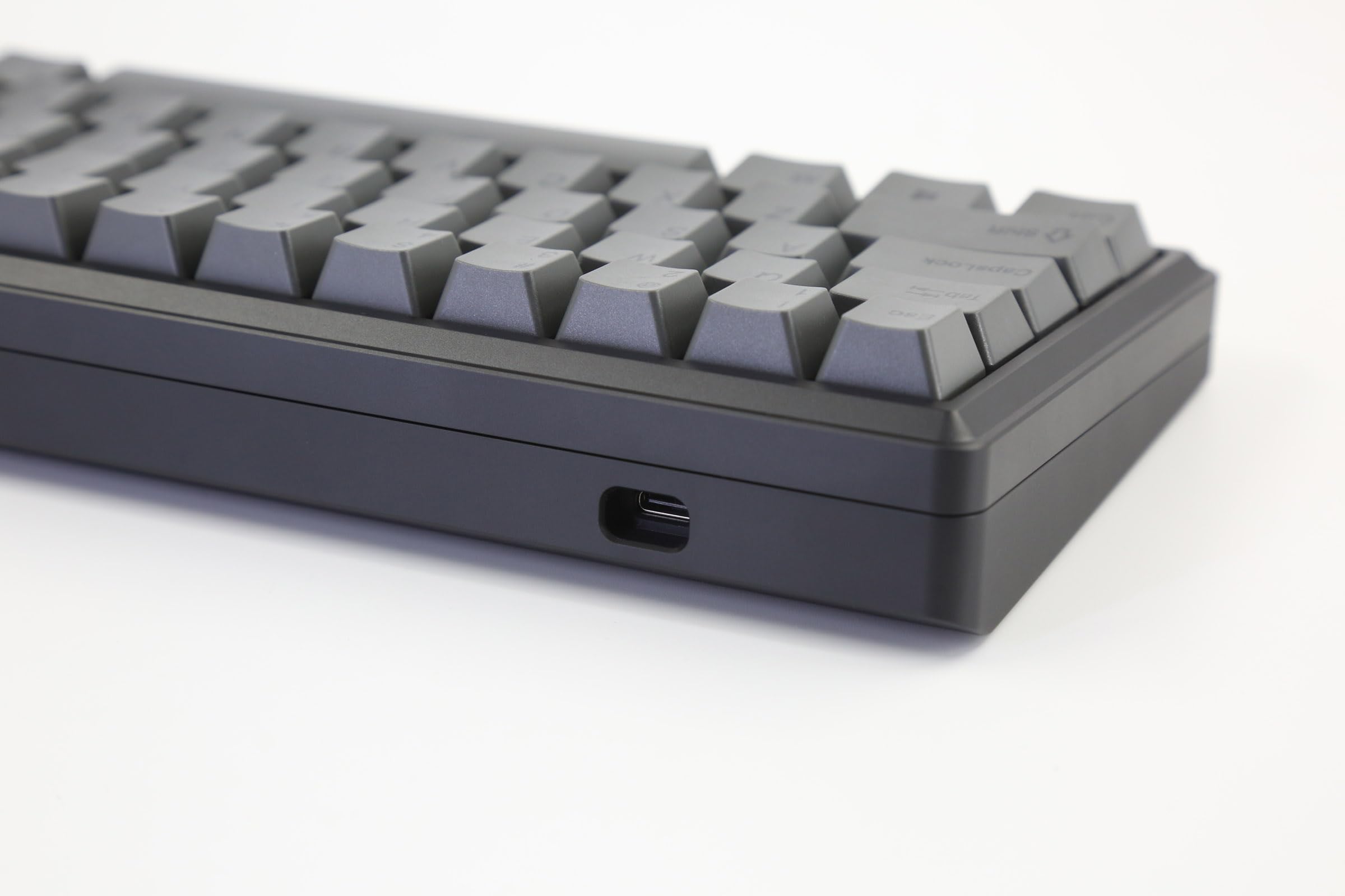 Amazon.com: Varmilo Sword68 Classic Black Aluminum 65% Hotswap