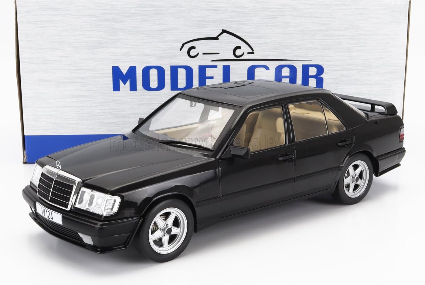 Amazon.co.jp: MCG ベンツ ミニカー 1/18 BENZ Eクラス (W124) 1986